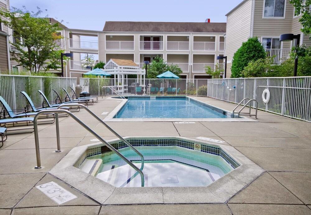 Residence Inn Boston Tewksbury/Andover Bagian luar foto