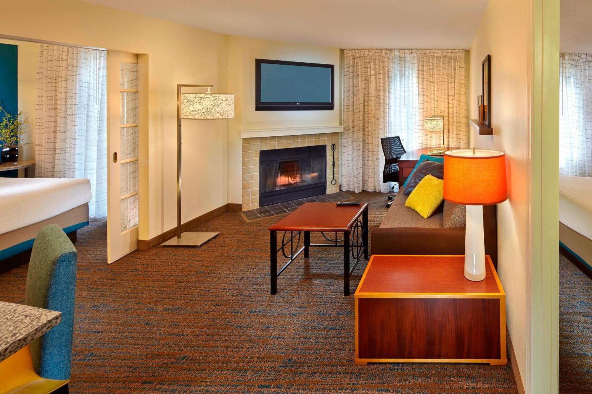 Residence Inn Boston Tewksbury/Andover Bagian luar foto